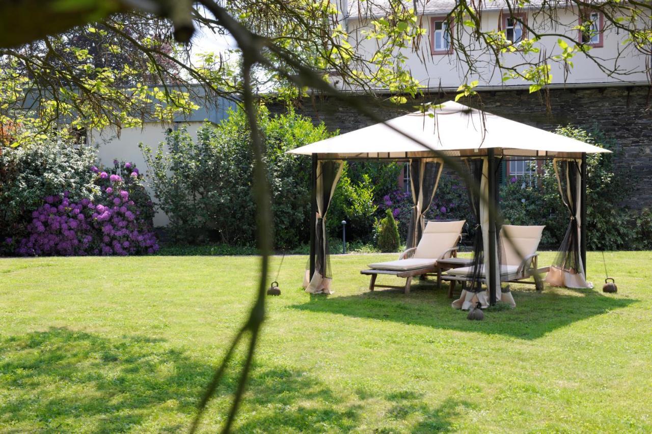 Weinromantikhotel Richtershof Mulheim an der Mosel Exterior photo